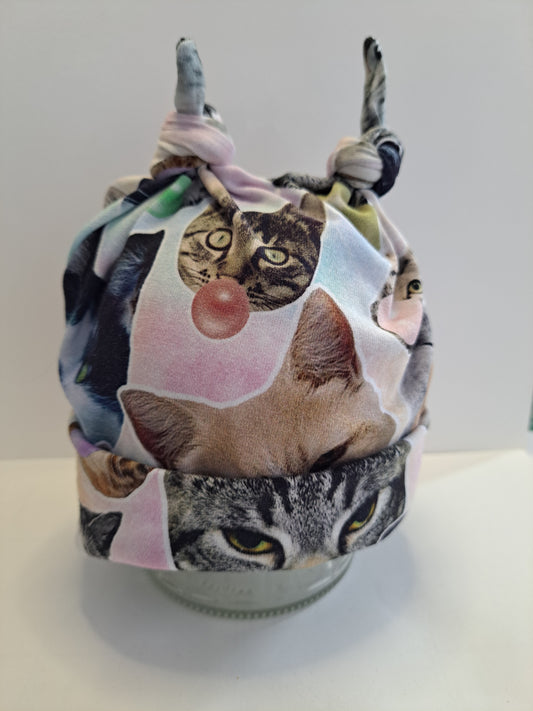 Bonnet bébé  0-3 mois - Chats gomme balloune