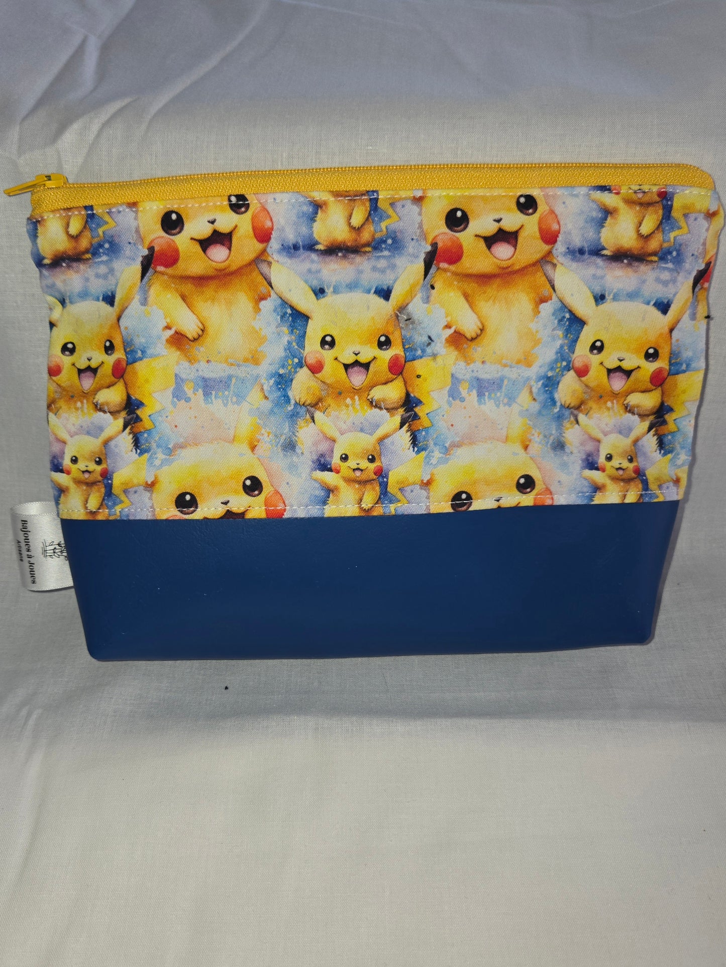 Trousse (Pret a partir) attaque jaune