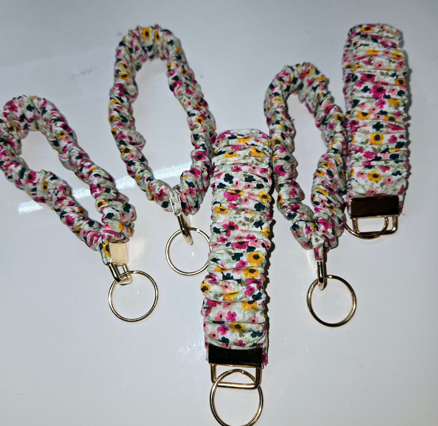 Porte-Clé en chouchou -  fleuillage et fleuri