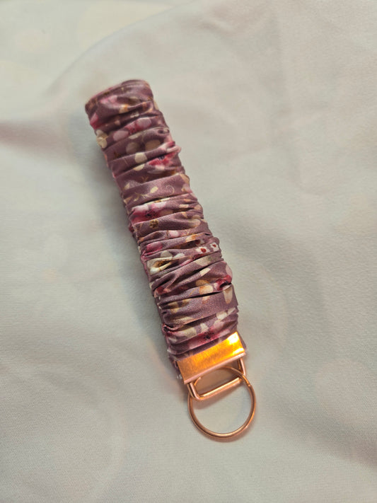 Porte-Clé en chouchou -  Fleur mauve