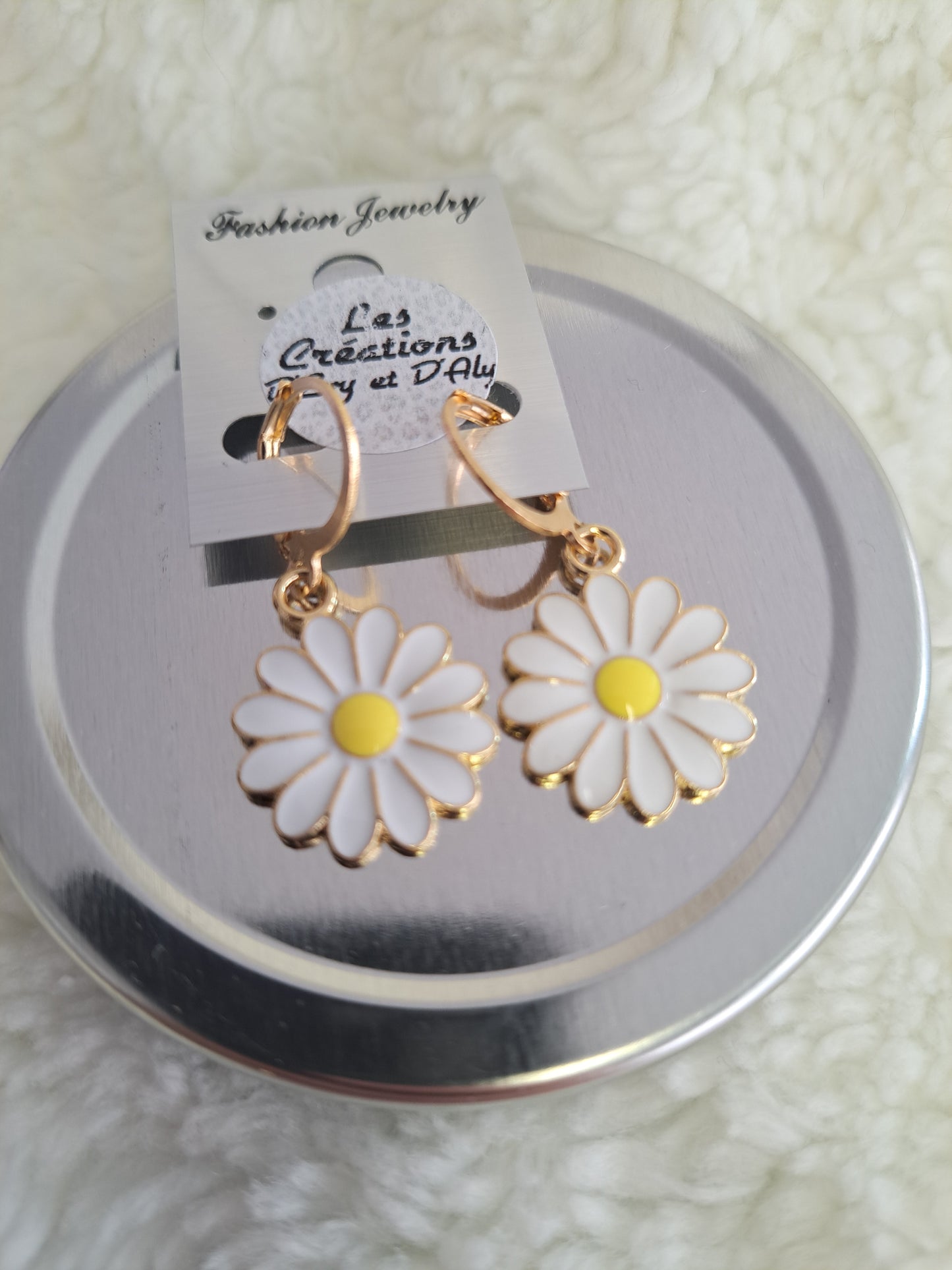 Boucles D'oreille d'Evy - Marguerite pendante