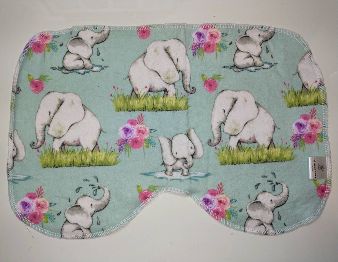 Serviette a rot pour bébé/ protège épaule /Baby burp cloth